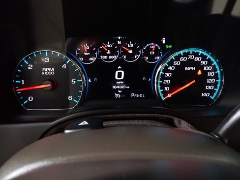 Used 2017 GMC Yukon Denali w/ Open Road Package image 27