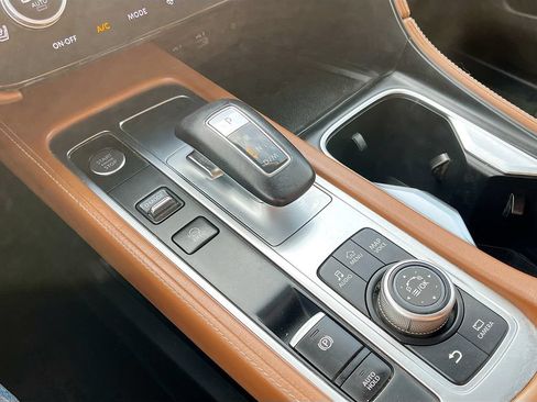 Used 2023 INFINITI QX60 Sensory w/ Vision Package AWD/4WD image 17