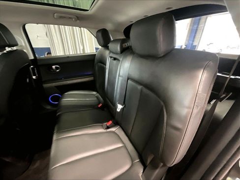 Used 2024 Hyundai Ioniq 5 Limited AWD/4WD image 15