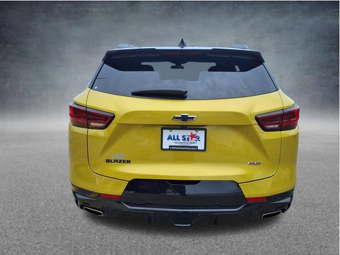 Used 2023 Chevrolet Blazer RS FWD image 9