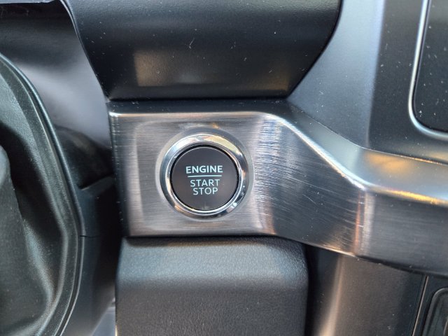Certified 2024 Ford F250 Lariat AWD/4WD image 18