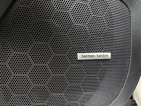 Certified 2025 Subaru Ascent Bronze Edition image 10