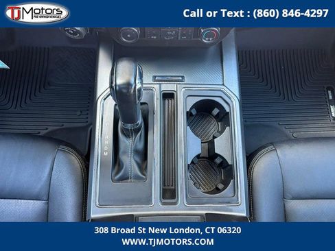Used 2019 Ford F150 XLT w/ Equipment Group 302A Luxury AWD/4WD image 19