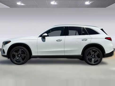 New 2026 Mercedes-Benz GLC 300 image 2
