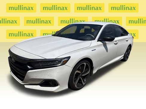 Used 2022 Honda Accord Sport image 2