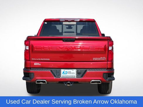 Used 2022 Chevrolet Silverado 1500 High Country w/ Technology Package image 7