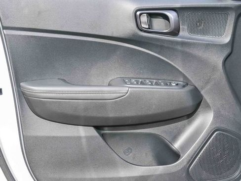 New 2026 Hyundai Venue SEL FWD image 22
