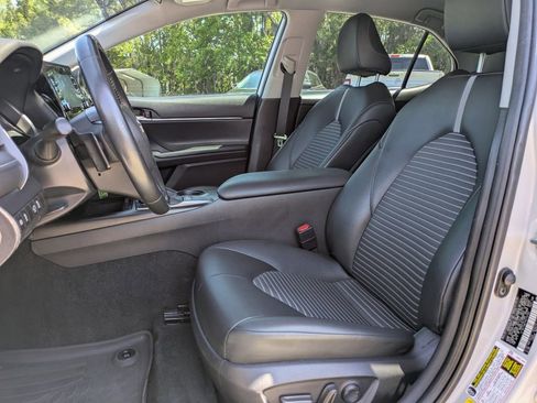 Used 2023 Toyota Camry SE FWD image 27