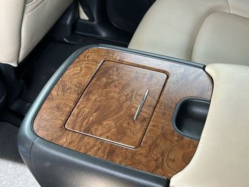 Certified 2024 Nissan Armada SL w/ Captain's Chairs Package AWD/4WD image 28