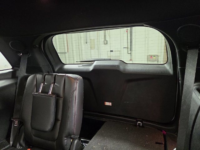 Used 2017 Ford Explorer Sport w/ Equipment Group 401A AWD/4WD image 17