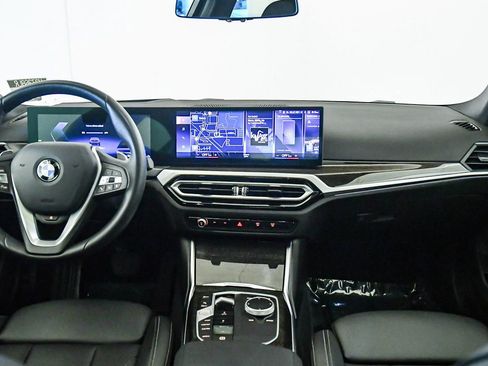 Certified 2023 BMW 330i Sedan w/ Premium Package image 15