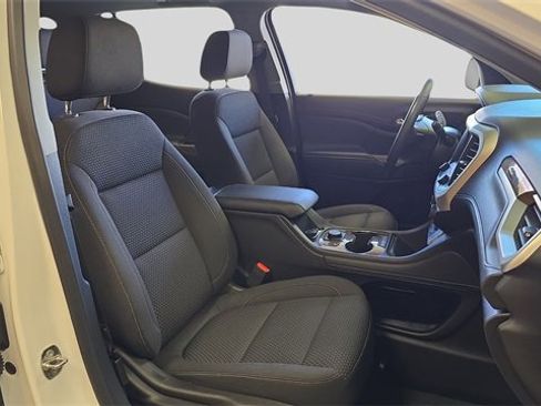 Used 2023 GMC Acadia SLE w/ Driver Convenience Package image 12