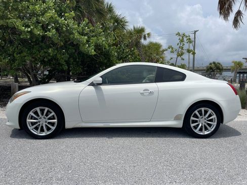 Used 2012 INFINITI G37 x Coupe w/ Premium Pkg AWD/4WD image 3
