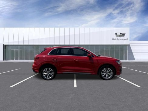 Used 2025 Audi Q3 2.0T Premium AWD/4WD image 2