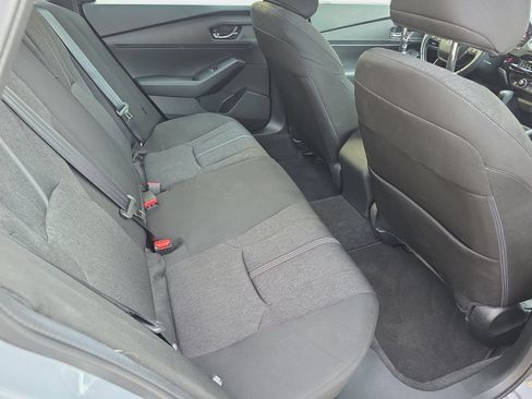 Used 2023 Honda Accord Sport image 11