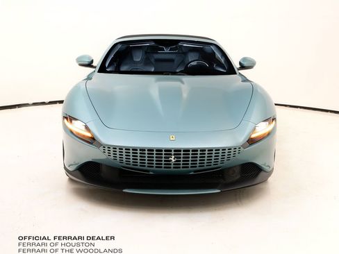 Used 2025 Ferrari Roma Spider RWD image 30
