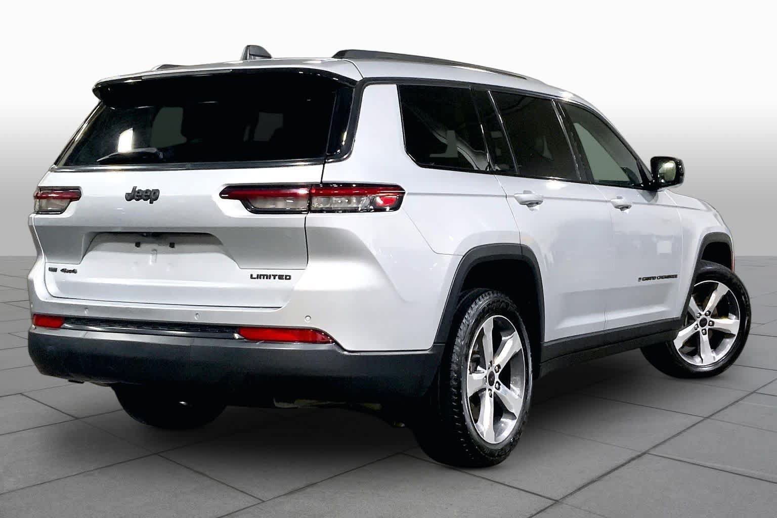 Used 2021 Jeep Grand Cherokee L Limited w/ Trailer Tow Group (B) AWD/4WD image 13