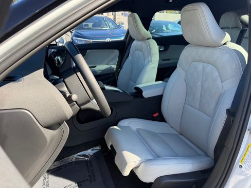 Used 2024 Polestar Polestar 2 AWD/4WD image 16