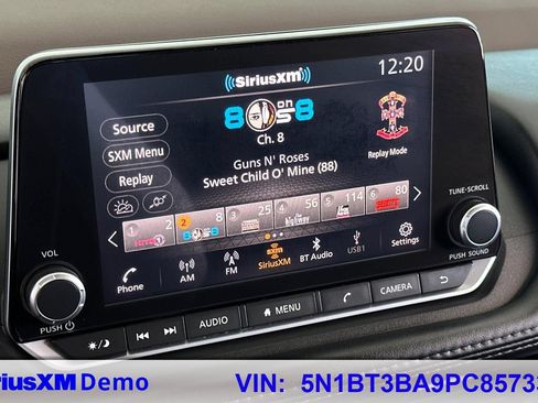 Used 2023 Nissan Rogue SV FWD image 39