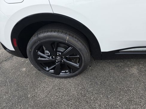 New 2024 Buick Envision Sport Touring image 12