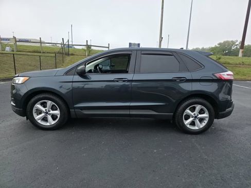 Used 2022 Ford Edge SE image 8