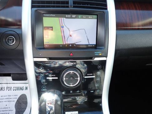 Used 2013 Ford Edge Limited FWD image 10