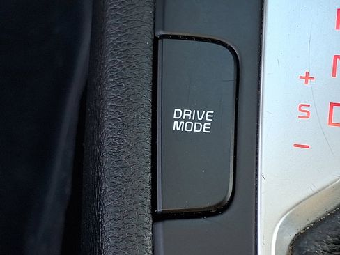 Certified 2023 Kia Forte LXS image 23