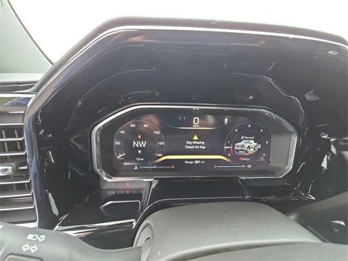 New 2026 GMC Sierra 1500 Elevation image 12