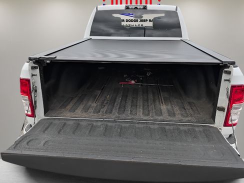 Used 2019 RAM 2500 Big Horn AWD/4WD image 9