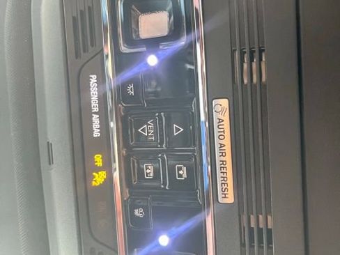 Used 2025 Lincoln Aviator Reserve w/ Equipment Group 201A AWD/4WD image 14