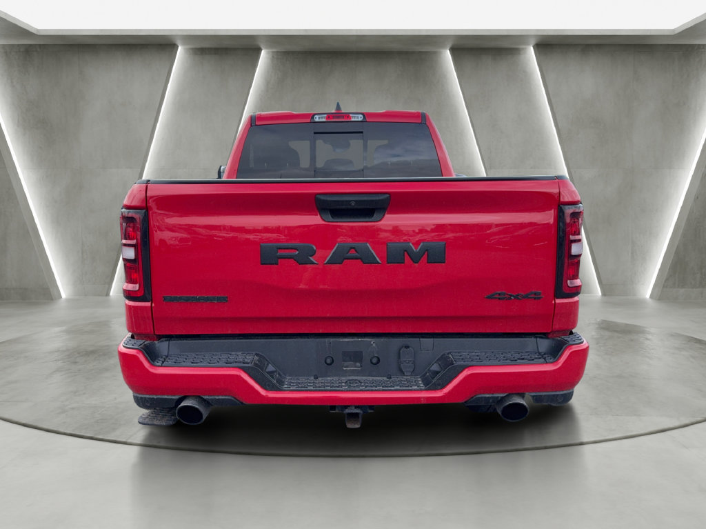 Used 2025 RAM 1500 Big Horn AWD/4WD image 6