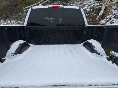 Certified 2022 Ford F150 XLT w/ Equipment Group 302A High image 10