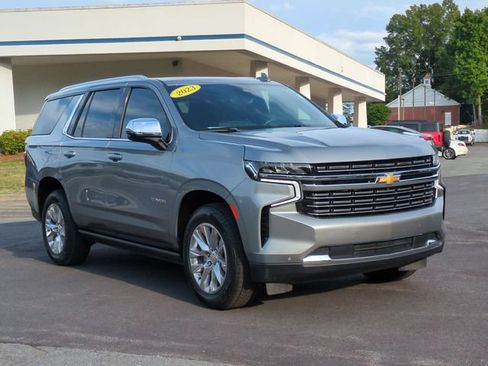 Used 2023 Chevrolet Tahoe Premier w/ Premium Package 2 AWD/4WD image 7