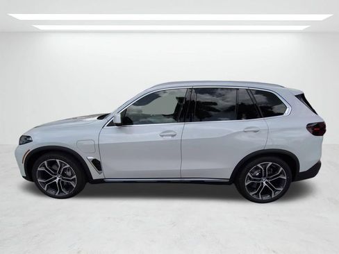 New 2026 BMW X5 xDrive50e w/ Executive Package AWD/4WD image 7