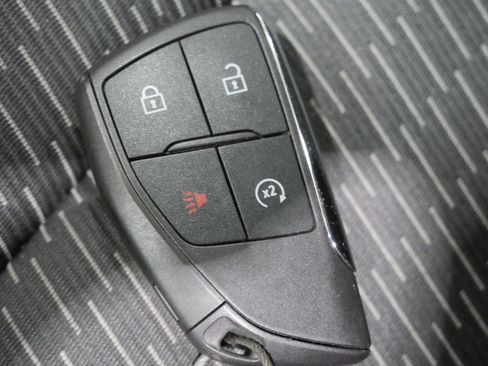 Used 2025 Chevrolet Equinox LT image 27