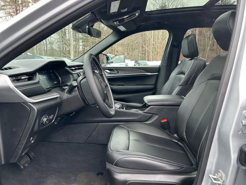 Used 2025 Jeep Grand Cherokee L Limited w/ Trailer Tow Package image 19