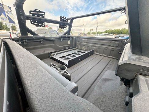 Used 2020 Jeep Gladiator Rubicon AWD/4WD image 11