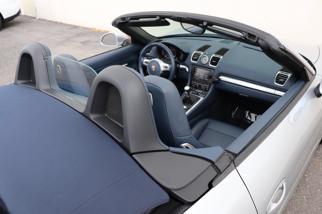 Used 2015 Porsche Boxster w/ Sport Chrono Package RWD image 21