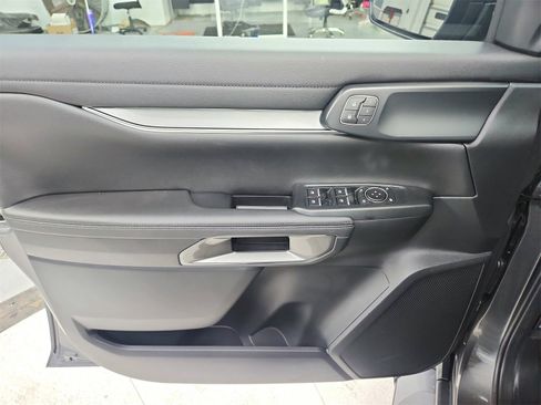 New 2025 Ford Ranger Lariat w/ FX4 Off-Road Package image 31