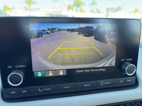 Used 2025 Honda HR-V LX image 14