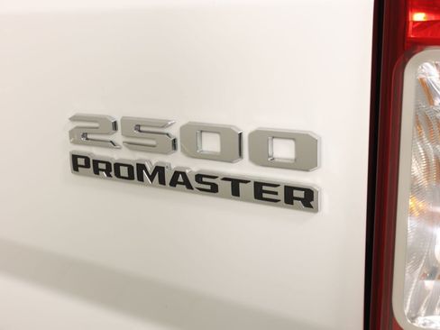 Used 2025 RAM ProMaster 2500 w/ U-Haul Equipment Group FWD image 13