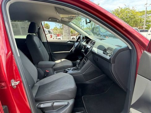 Used 2018 Volkswagen Tiguan S AWD/4WD image 16