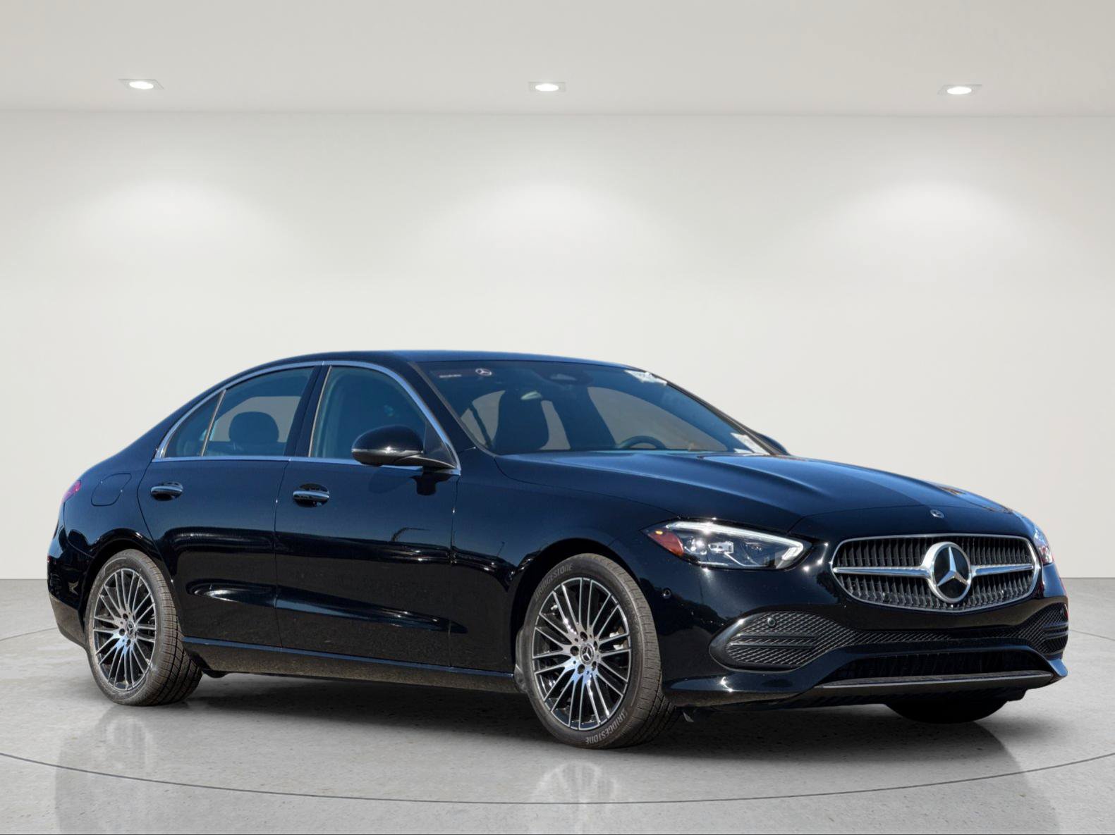 Used 2024 Mercedes-Benz C 300 Sedan image 6