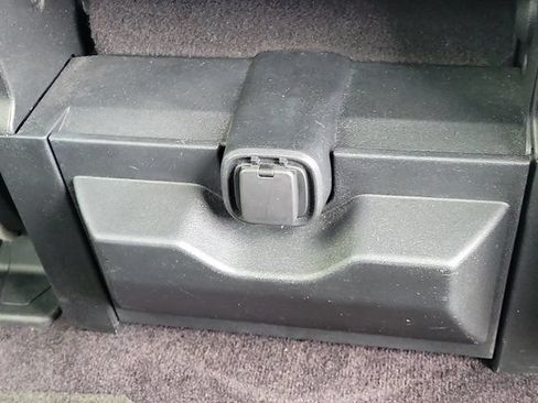 Used 2016 Ford F150 XLT w/ Equipment Group 302A Luxury RWD image 6