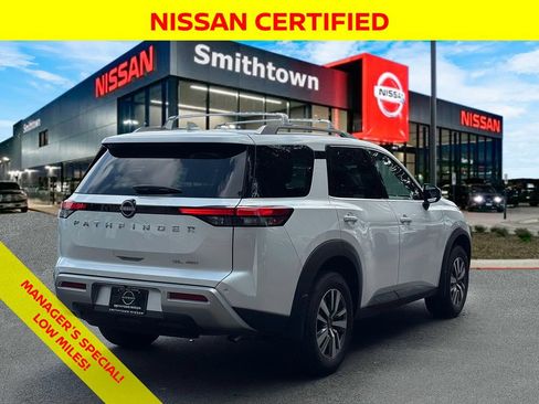 Certified 2025 Nissan Pathfinder SL AWD/4WD image 6