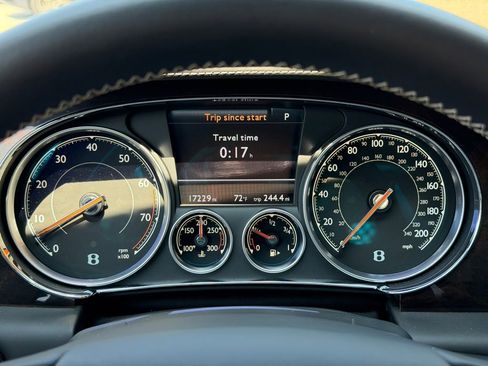 Used 2018 Bentley Flying Spur S V8 image 20