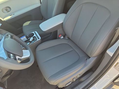 New 2026 Hyundai Ioniq 5 SEL image 23