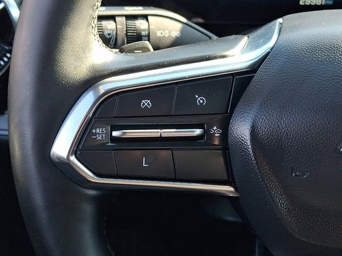 Used 2025 Chevrolet Equinox LT w/ Convenience Package II image 20