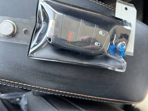 Used 2018 Jeep Compass Sport w/ Tech Group image 30