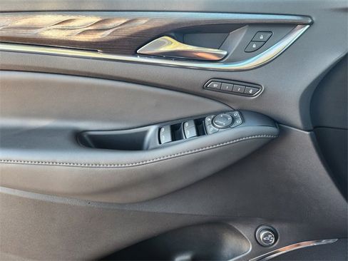 Used 2024 Buick Enclave Avenir w/ Trailering Package, 5000 lbs. image 25